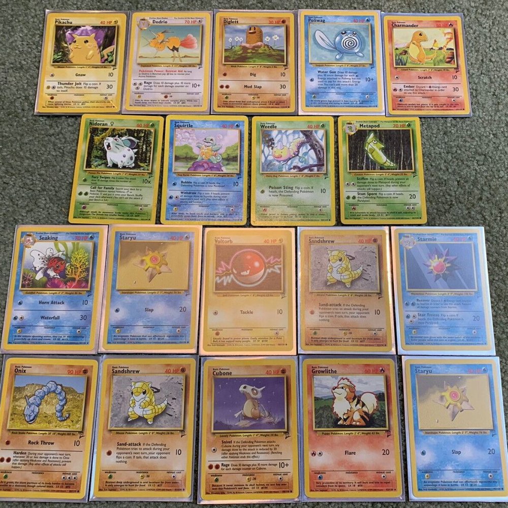 19 Base Set Non Holo Pokemon Nice Card Lot Pikachu, Charmander, Seaking, Staryu,